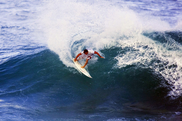 Surfing - próby łapania wielkich fali